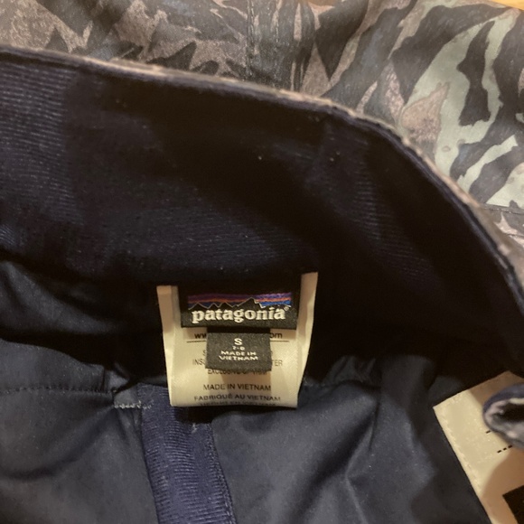 Kid's Patagonia Ski Pants - Picture 3 of 5